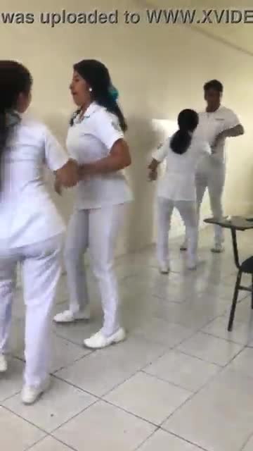 Bellas bailando